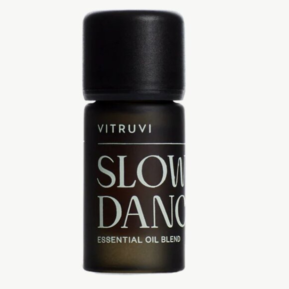 Vitruvi Glow Diffuser and Essential Oil Bundle New - Picture 2 of 6